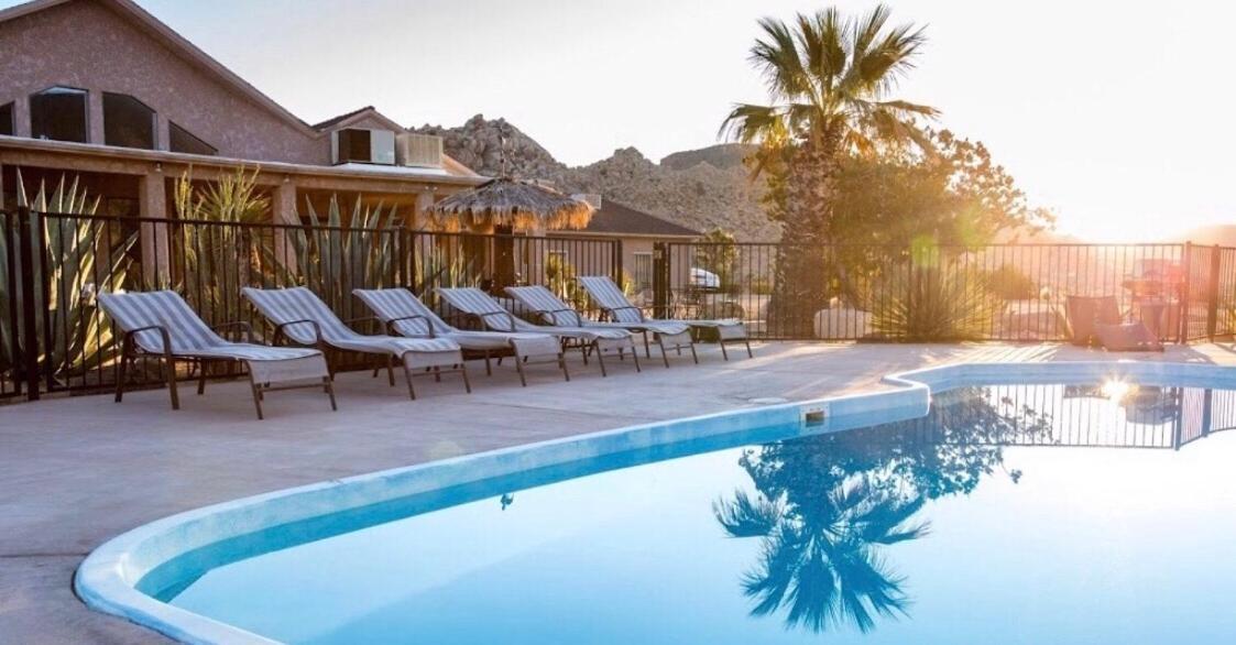 Starlight Boutique Hotel Pioneertown ภายนอก รูปภาพ